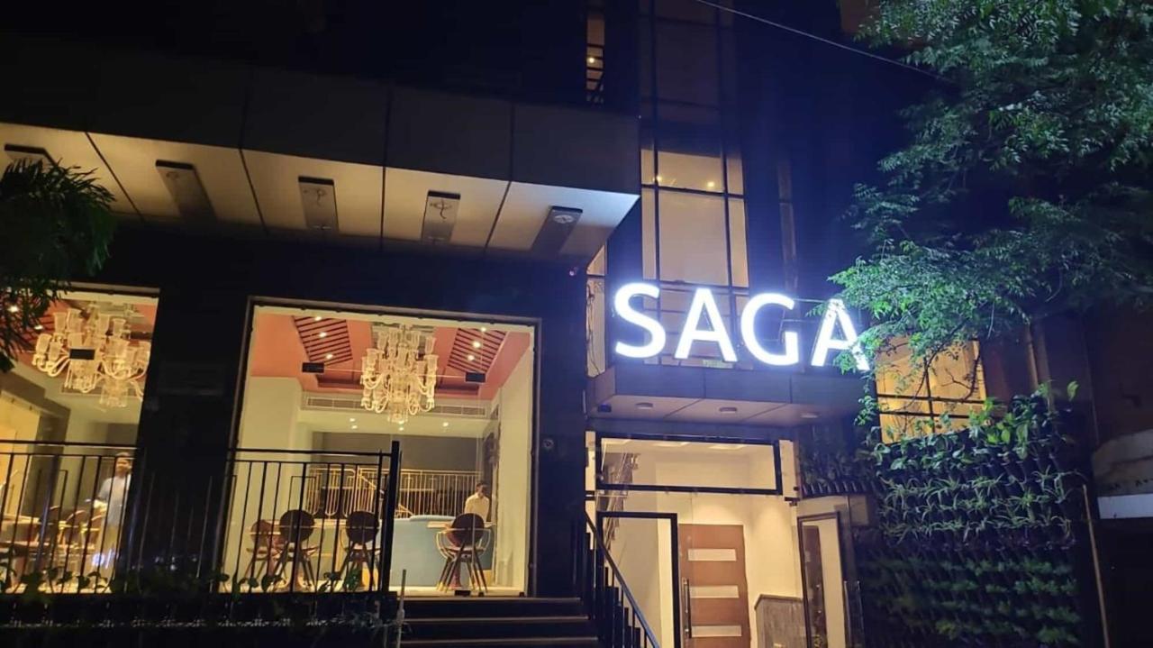 The Saga Hotel New Delhi Bagian luar foto